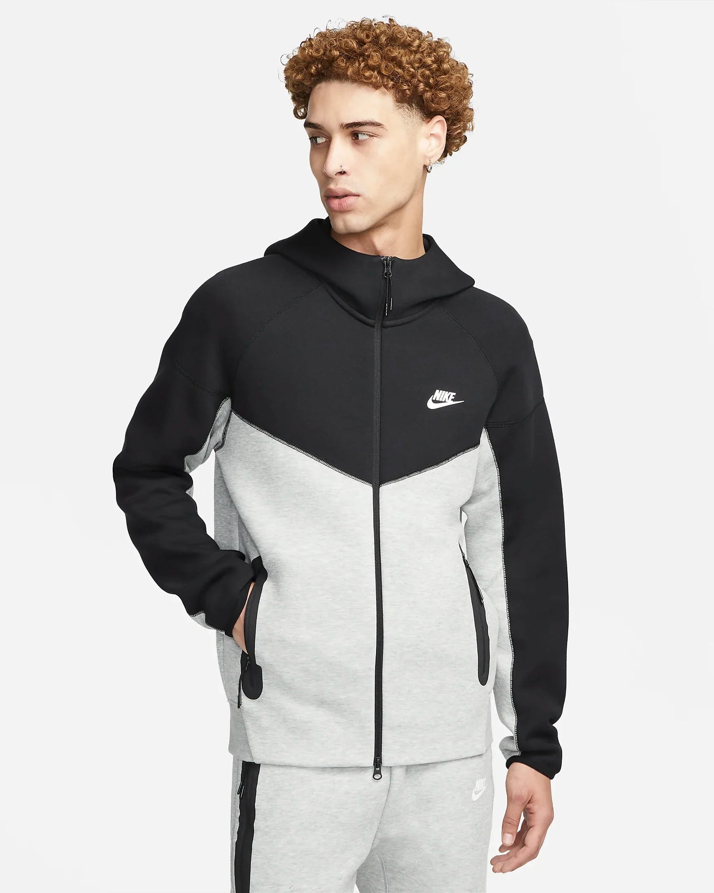 Nike Tech Fleece Trainingsanzug Grau/Schwarz S23