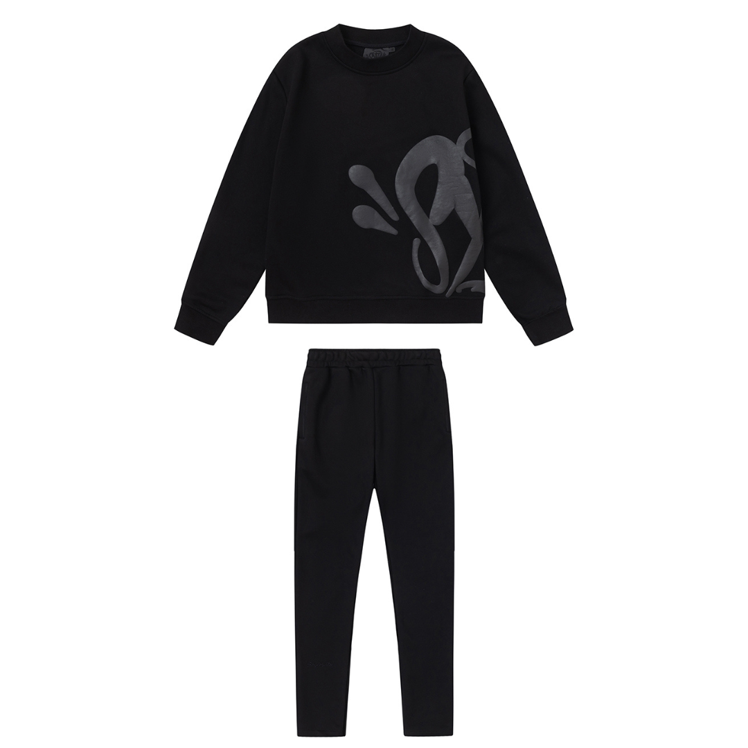 Syna World Trainingsanzug in Schwarz mit Monogramm