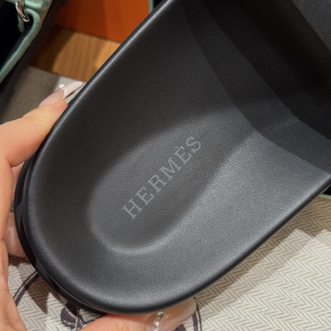 Hermès Cyprus Sandalen Cayman Blau