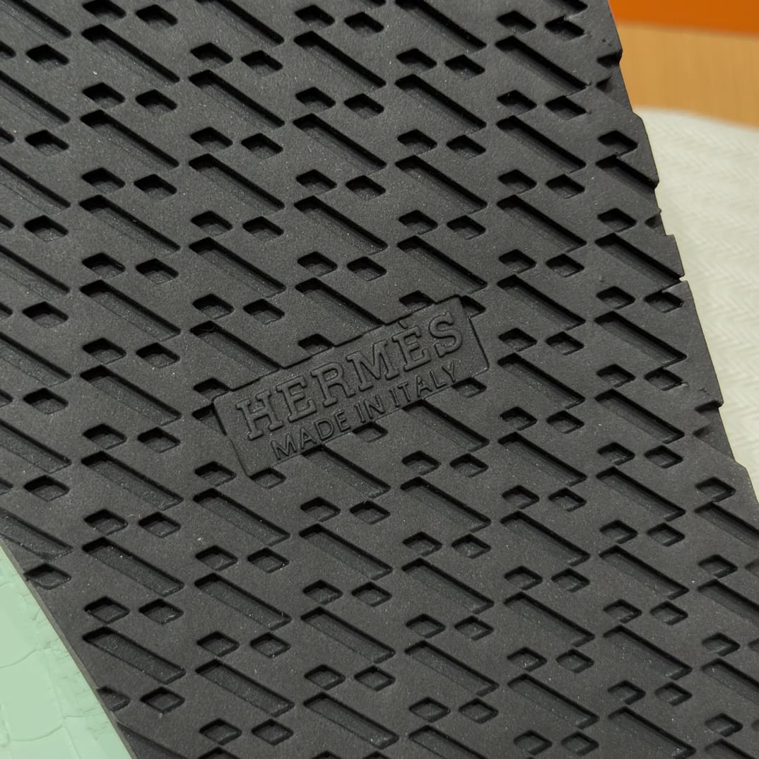 Hermès Cyprus Sandalen Cayman Blau