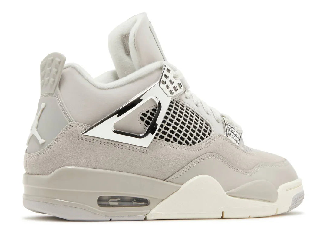 Jordan 4 Retro „Frozen Moments“