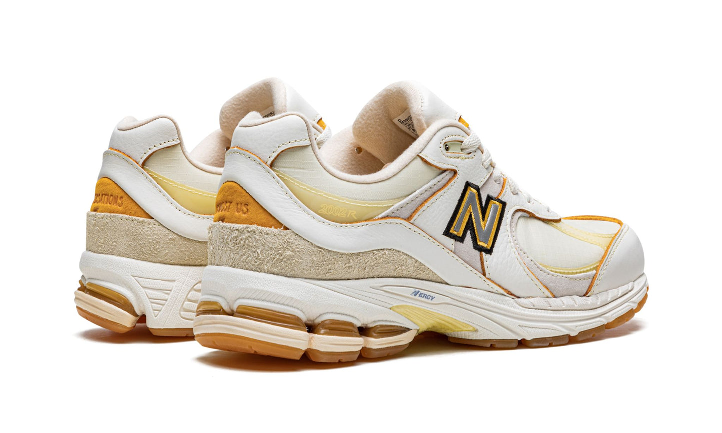 2002R Joe Freshgoods Conversations Amongst Us