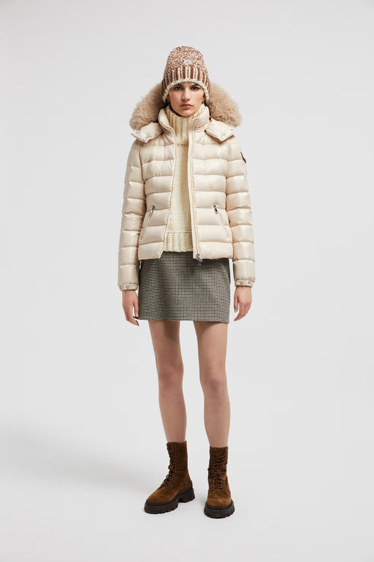 Moncler Badyf Kurze Daunenjacke mit Kapuze Hellbeige