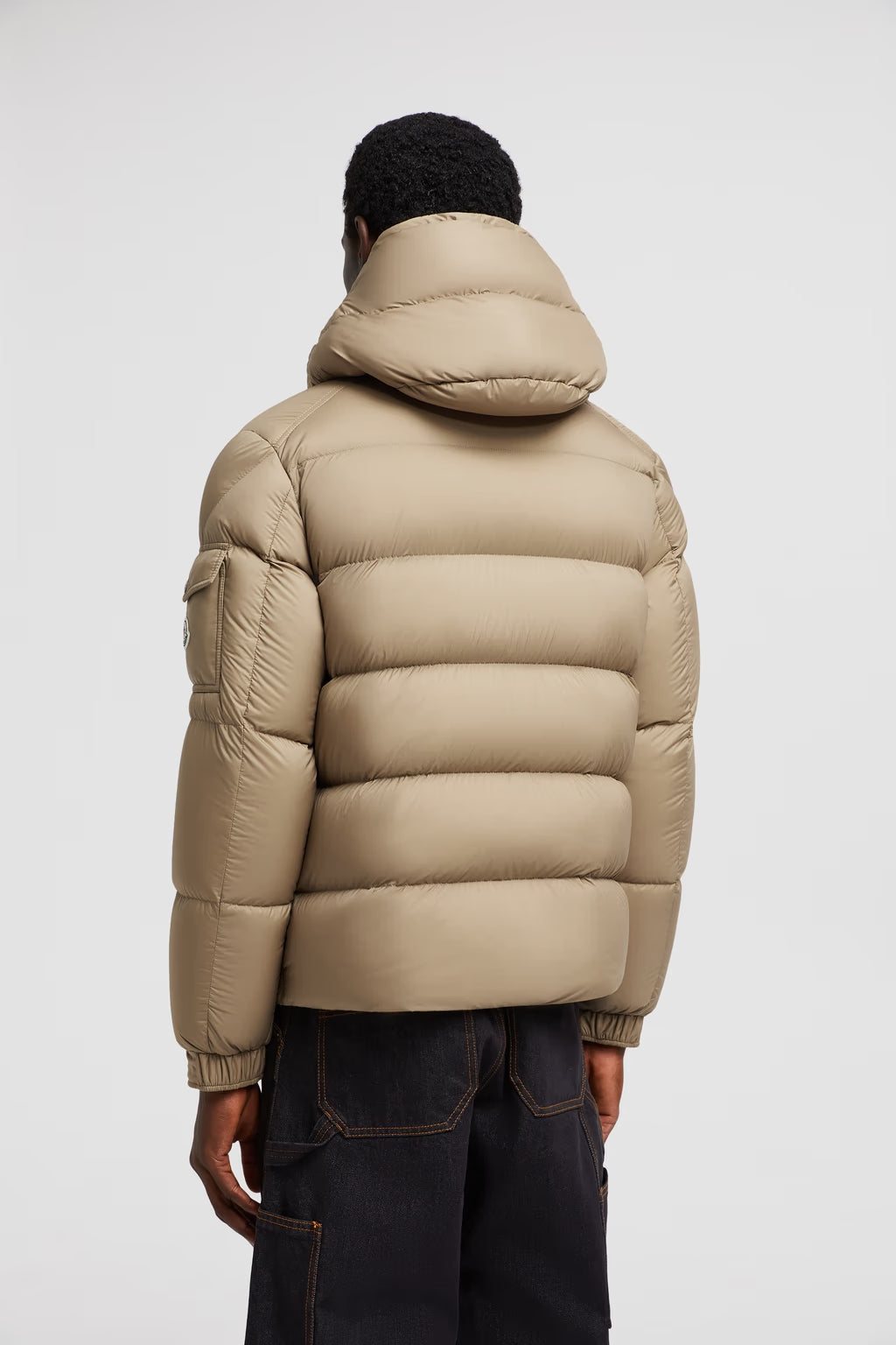 Moncler Vezere Kurze Daunenjacke mit Kapuze Hellbraun