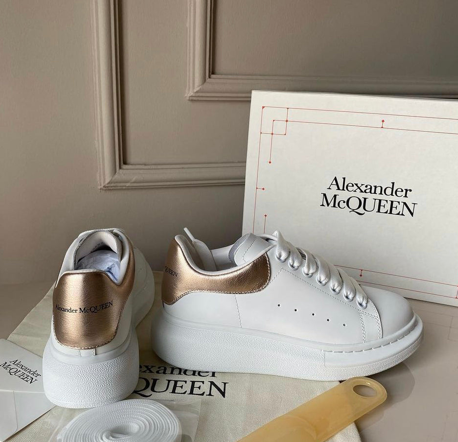 Alexander McQueen Nude