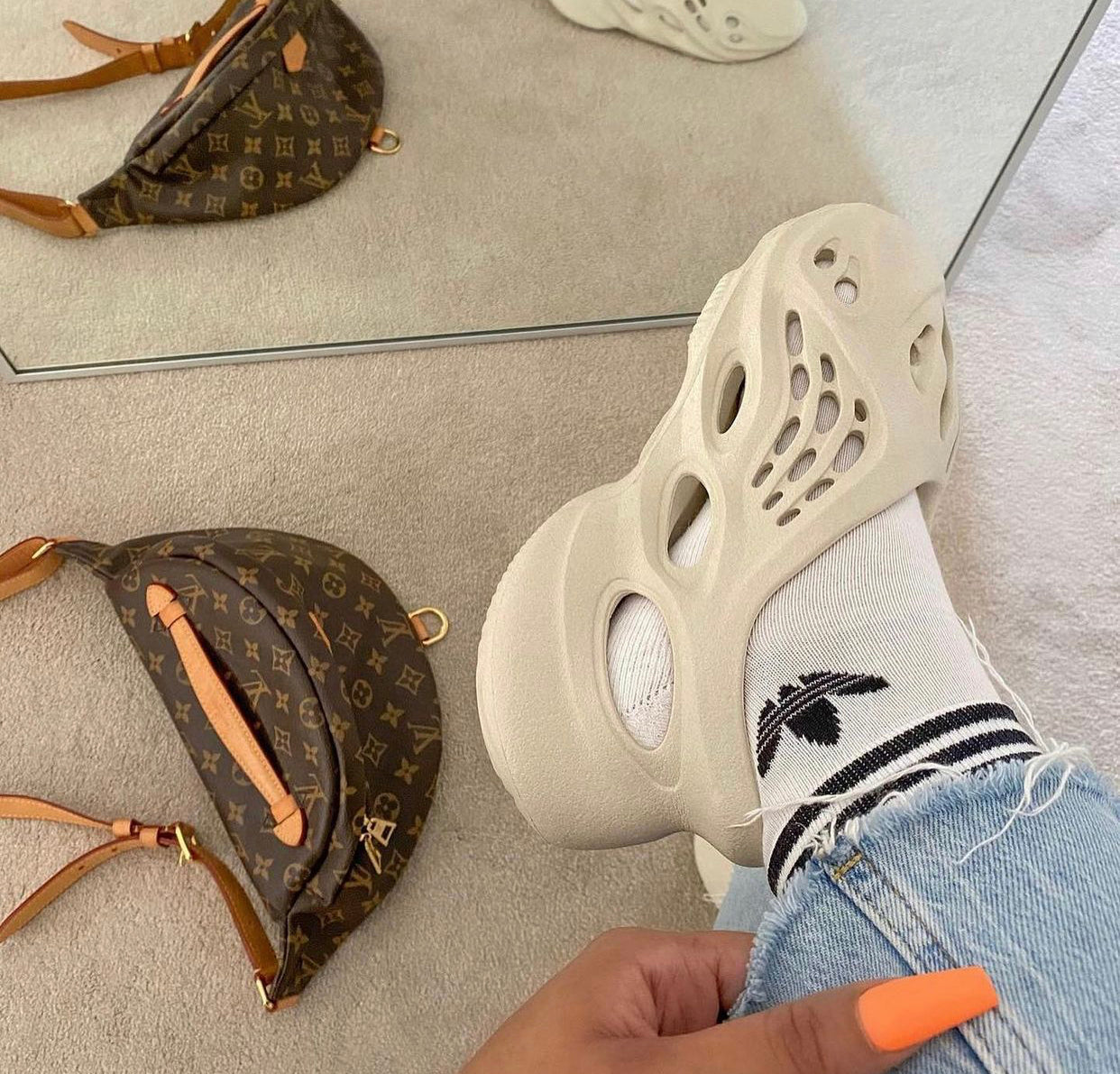 Yeezy Foam RNNR Cloud