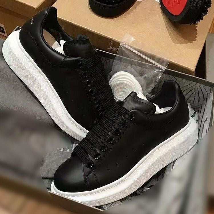 Alexander McQueen Noir & Blanc