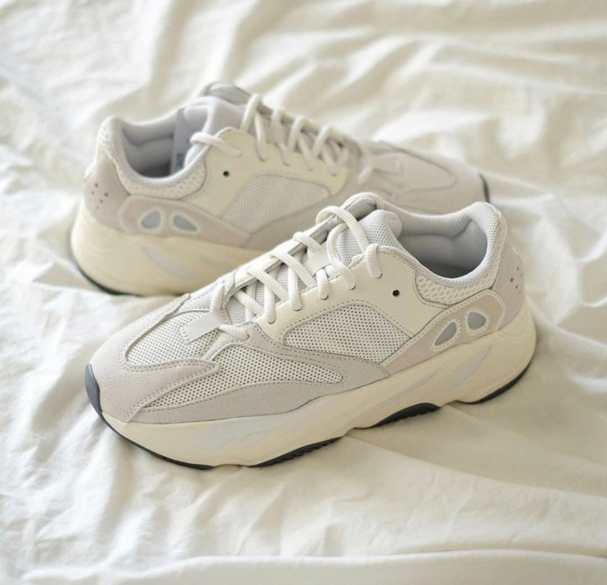 Yeezy Boost 700 Creamy White