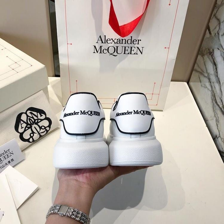 Alexander McQueen Space