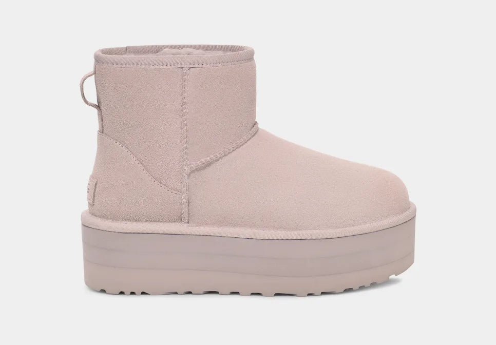 Klassischer Mini-Plateaustiefel