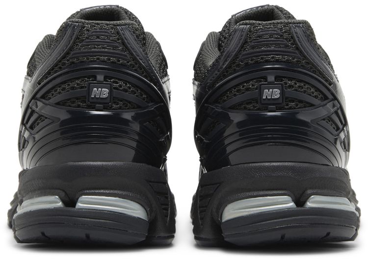 New Balance 1906R Schwarz Metallic Silber
