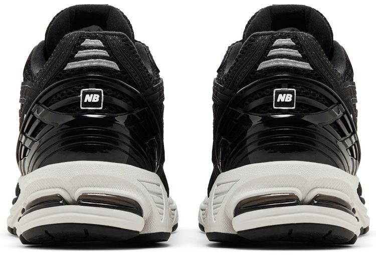New Balance 1906R Schwarz Weiß