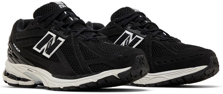 New Balance 1906R Schwarz Weiß