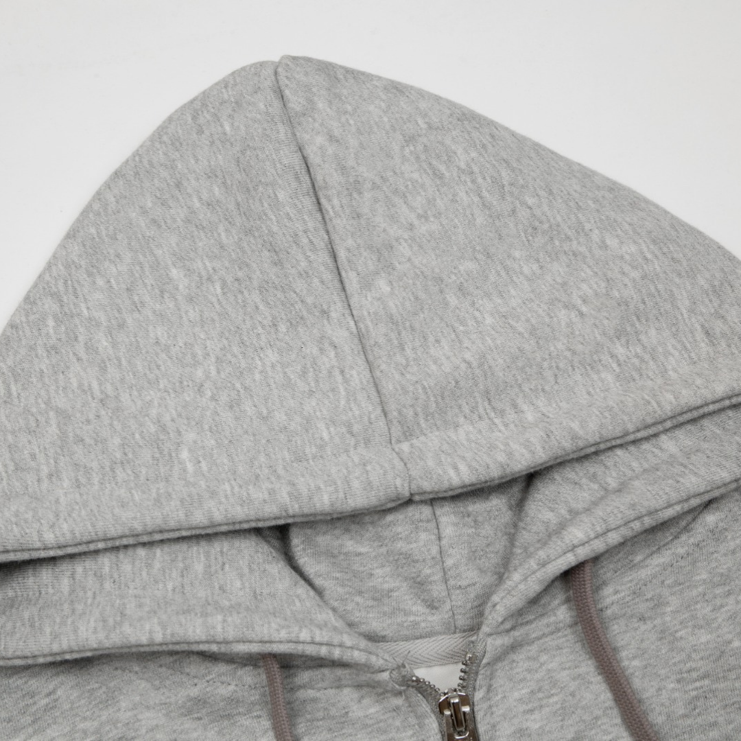 Ami Paris – Graue Jacke mit Herzmotiv