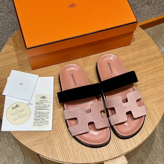 Hermès Cyprus Sandalen Pink &amp; Schwarz