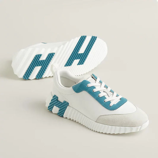 Hermès weiß/mineralblaue Sneakers