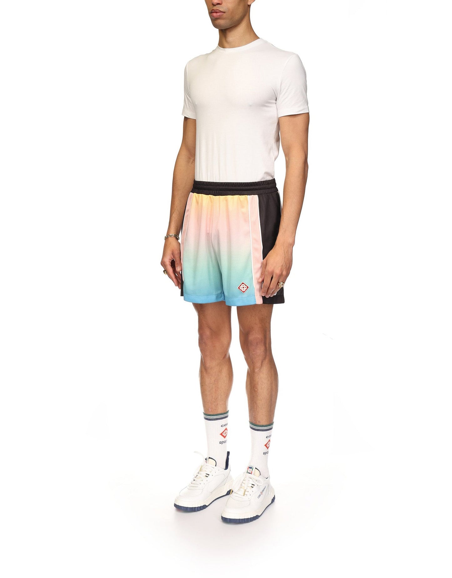 Fußballshorts mit pastellfarbenem Farbverlauf