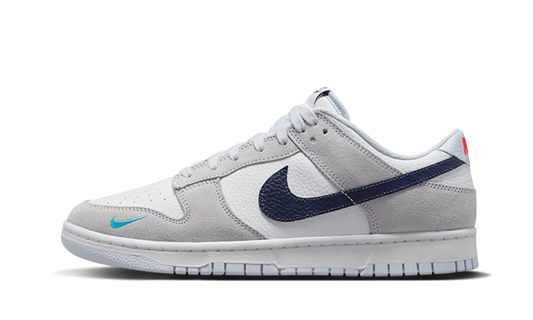 Dunk Low Mini Swoosh Mitternachtsblau