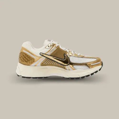 Nike Zoom Vomero 5 Metallic Gold 