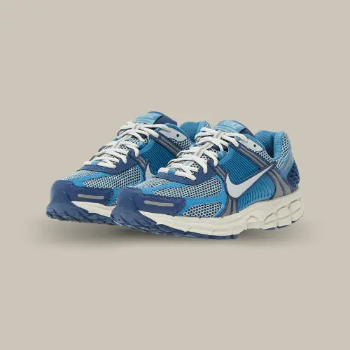 Nike Zoom Vomero 5 abgenutztes Blau