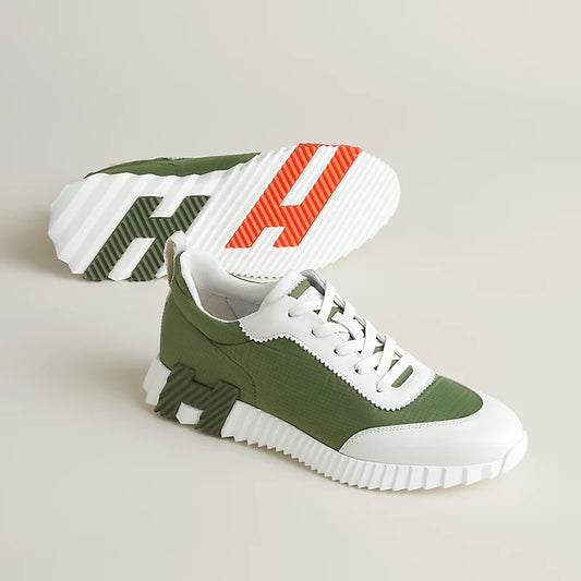 Hermès Matcha / weiße Turnschuhe